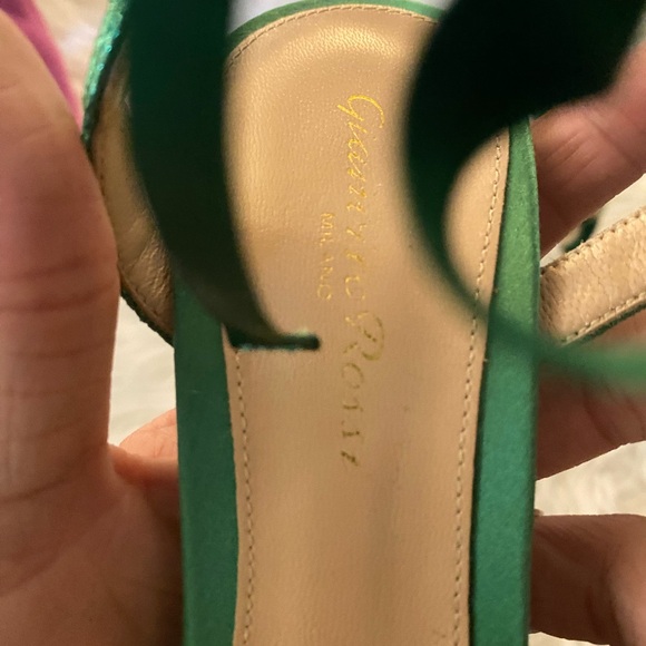 Brand new GIANVITO ROSSI emerald satin sandals  gorgeous ankle ribbon ties 38 - Picture 8 of 9